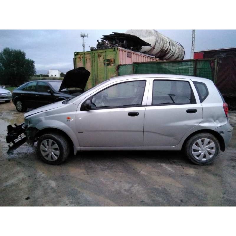 daewoo kalos del año 2001