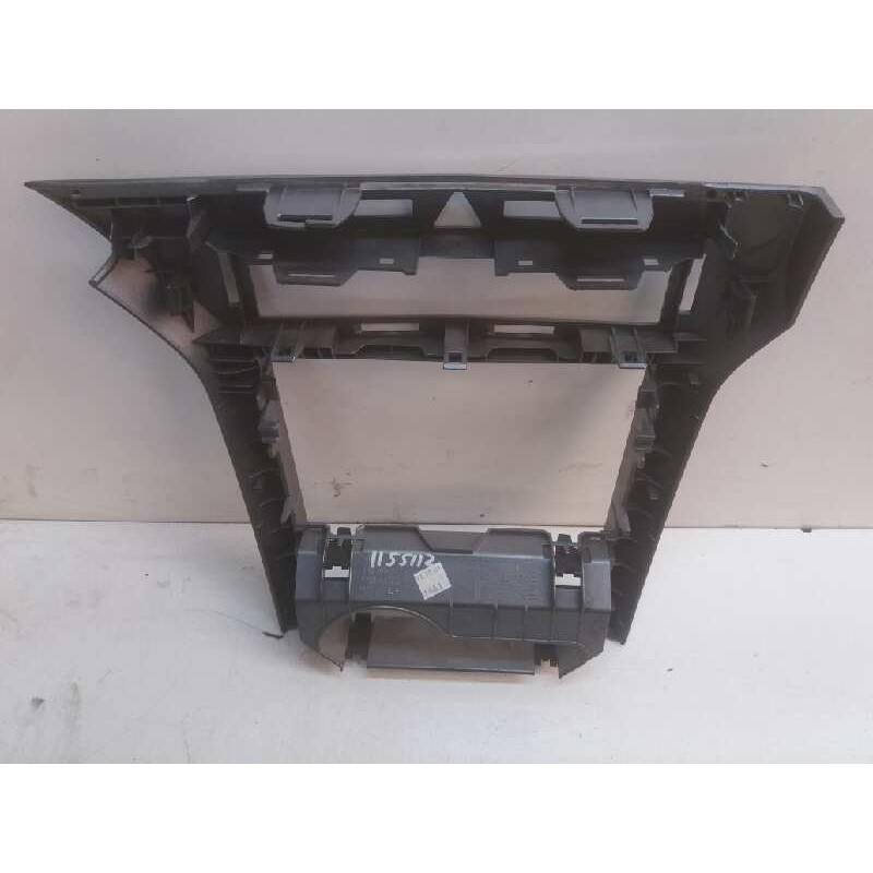 Recambio de consola central para opel astra gtc 1.7 16v cdti referencia OEM IAM 2