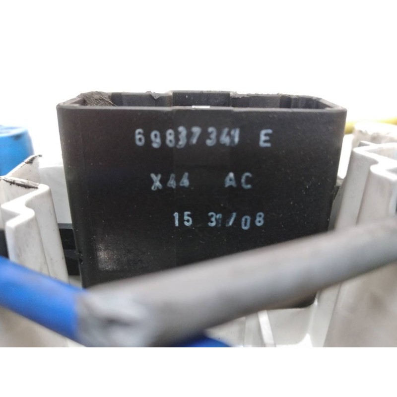 Recambio de mando calefaccion / aire acondicionado para renault twingo acces referencia OEM IAM 69837001 69837341E 2