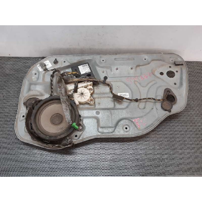 Recambio de elevalunas trasero derecho para volvo v50 familiar 2.0 d momentum referencia OEM IAM 30710157  