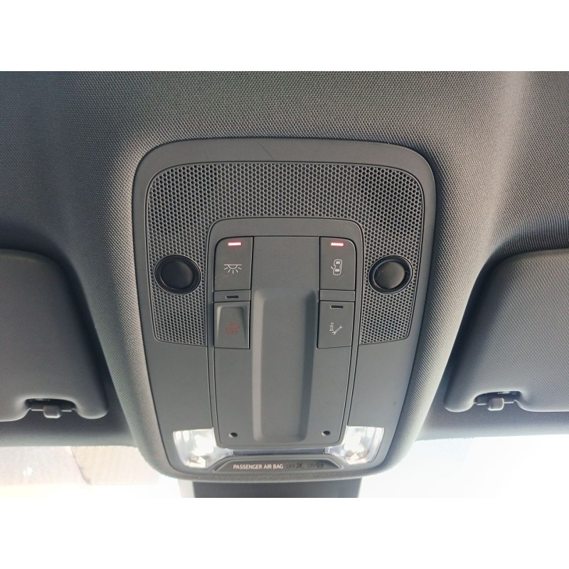 Recambio de luz interior para audi a3 sportback (8ya, 8yf) 30 tdi referencia OEM IAM   