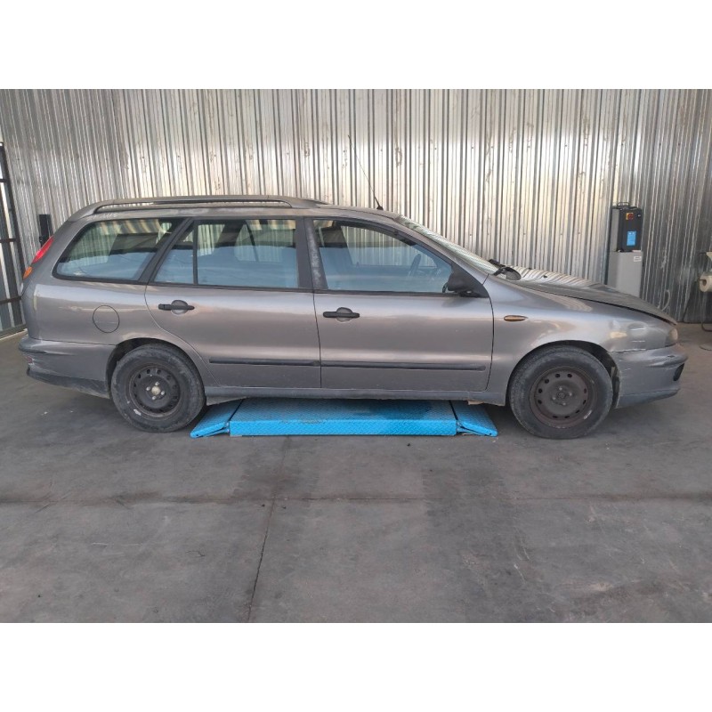 fiat marea weekend (185) del año 2001