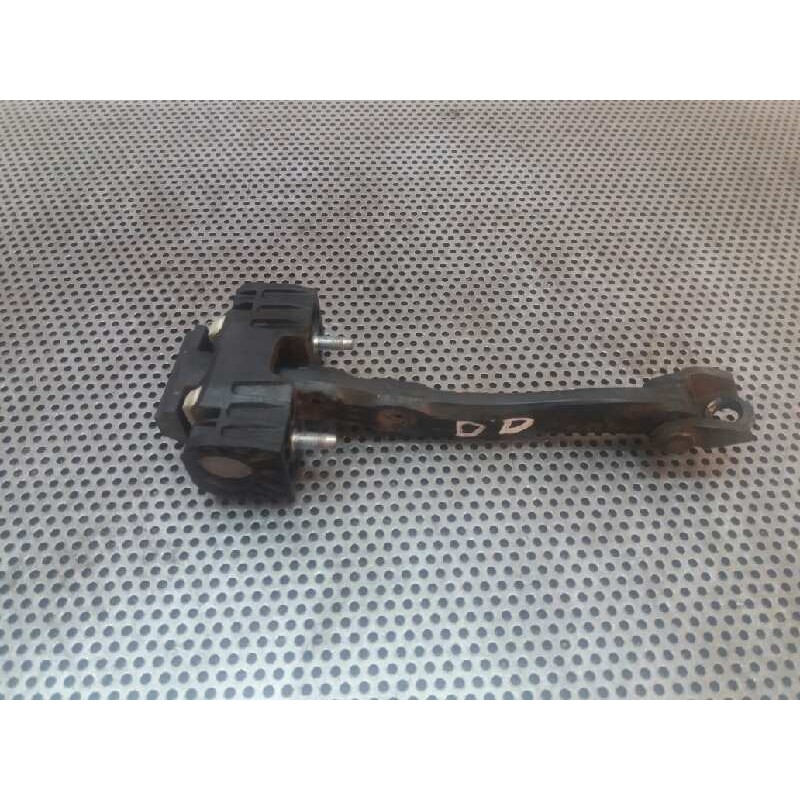 Recambio de retenedor puerta delantera derecha para opel astra gtc 1.7 16v cdti referencia OEM IAM   