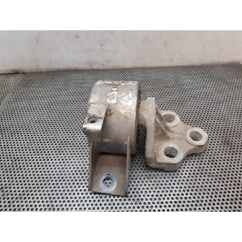 Recambio de soporte motor derecho para opel corsa d cosmo referencia OEM IAM 468646740  