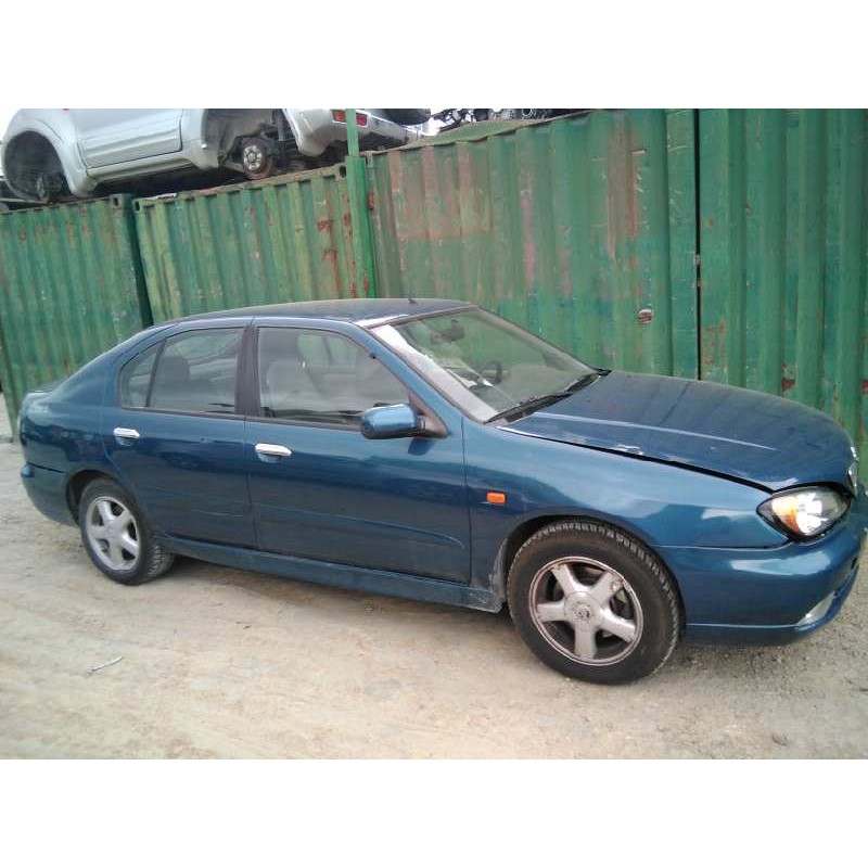 nissan primera berlina (p11) del año 2001