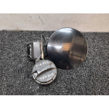 TAPA EXTERIOR COMBUSTIBLE 695101C000 