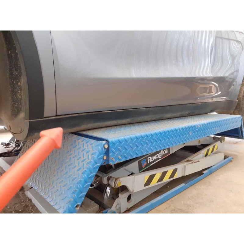Recambio de faldon lateral para tesla model y gran autonomia dual awd referencia OEM IAM   