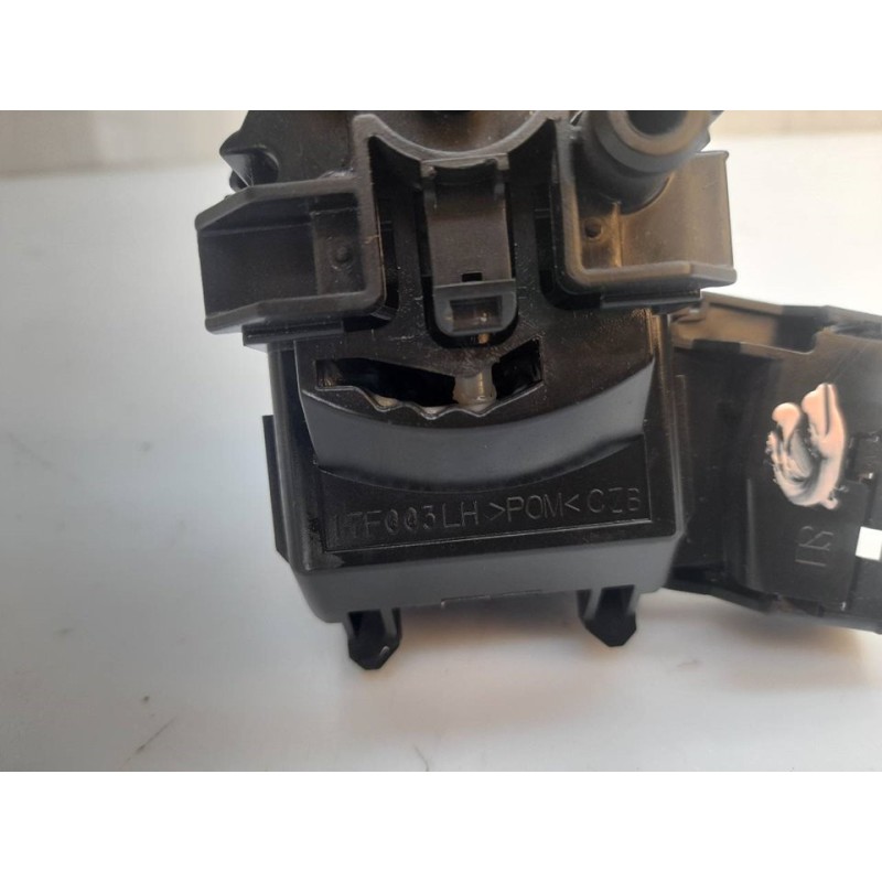 Recambio de mando limpia para toyota auris active referencia OEM IAM 17F144 - Blanco 4