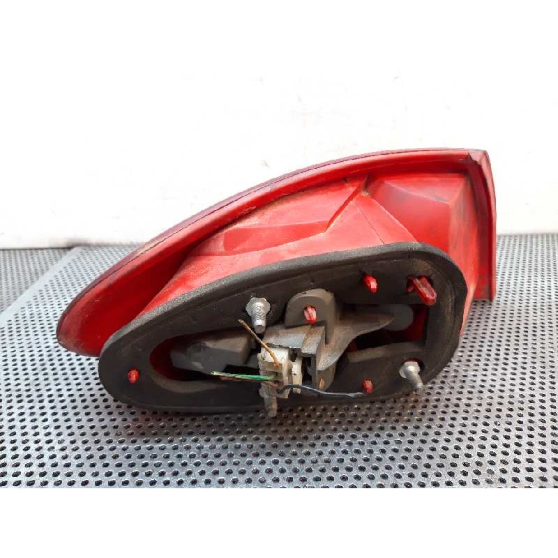 Recambio de piloto trasero derecho para alfa romeo 147 (190) 1.9 jtd impression referencia OEM IAM - Azul 2