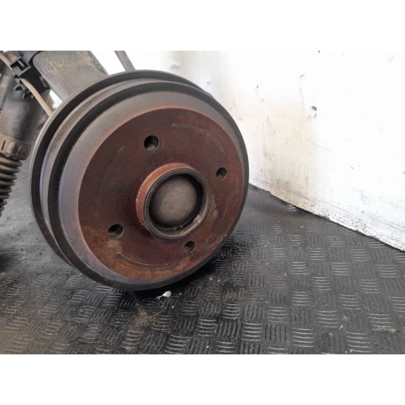 Recambio de puente trasero para peugeot 206 berlina xr referencia OEM IAM 2