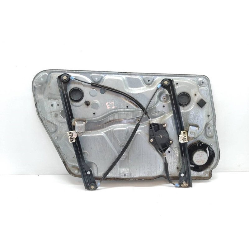 Recambio de elevalunas delantero derecho para volkswagen passat berlina (3b3) comfortline referencia OEM IAM 119090XXX 105415301 2