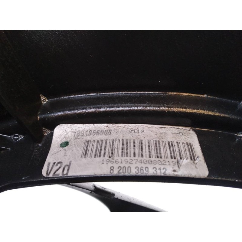 Recambio de electroventilador para renault twingo acces referencia OEM IAM 8200369312 4