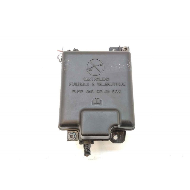 Recambio de caja reles / fusibles para fiat doblo easy referencia OEM IAM - Blanco 2