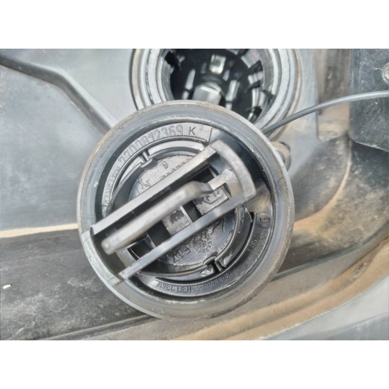 Recambio de tapon combustible para renault captur ii e-tech engineered referencia OEM IAM - Gris 2