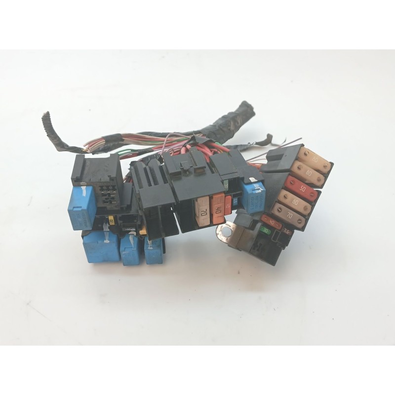 Recambio de caja reles / fusibles para renault clio iv (bh_) 1.5 dci 75 referencia OEM IAM 243514171R  
