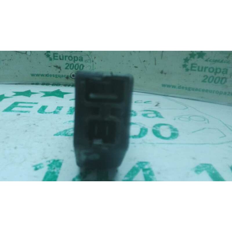 Recambio de motor cierre centralizado trasero derecho para peugeot 205 berlina 1.4 referencia OEM IAM - Blanco 2