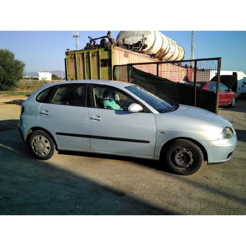 seat ibiza (6l1) del año 2003