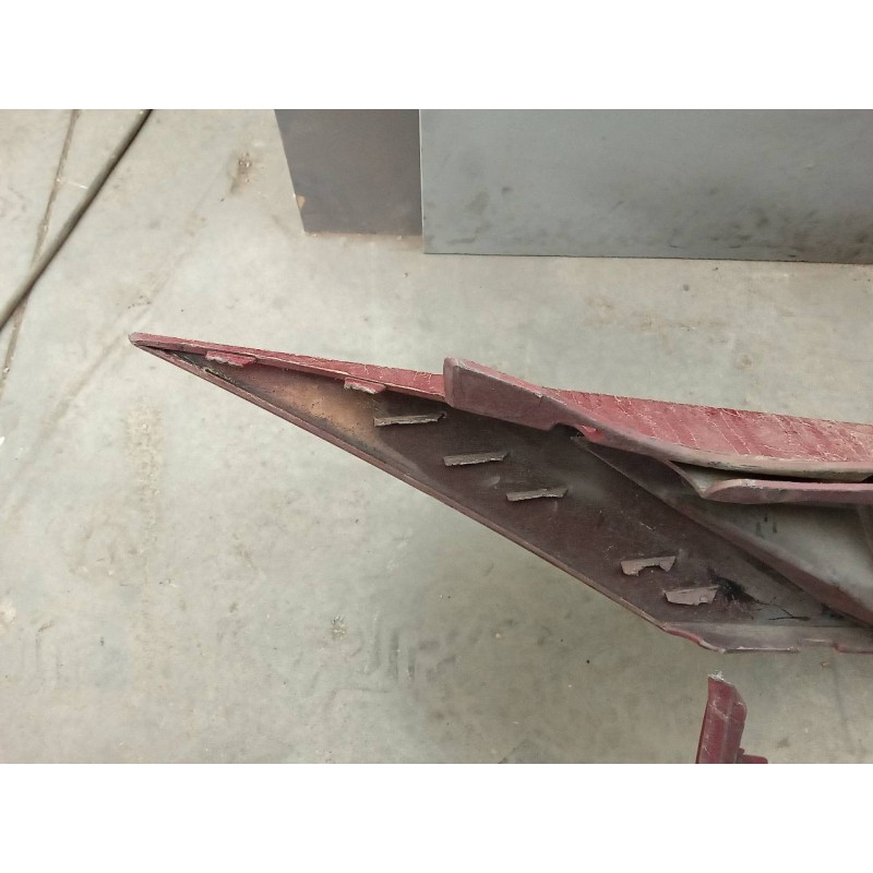 Recambio de paragolpes delantero para renault megane ii berlina 5p authentique referencia OEM IAM - Rojo 5