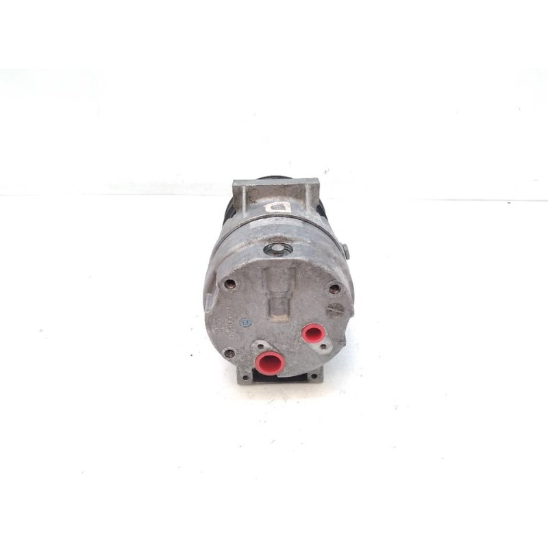 Recambio de compresor aire acondicionado para nissan interstar mod. 04 (x70) caja cerrada, l 1 h 2, techo referencia OEM IAM 820 - Blanco 5