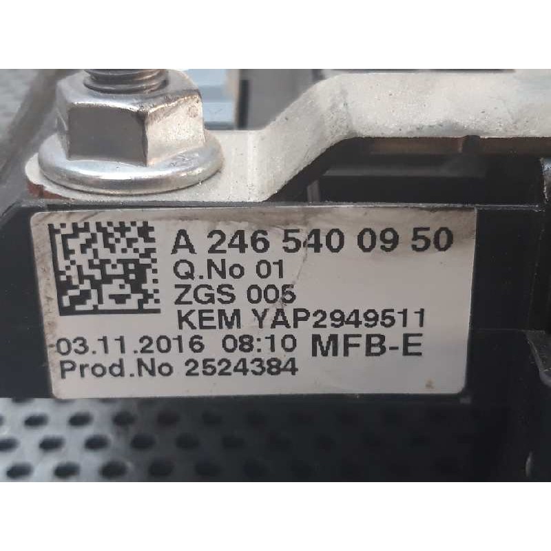 Recambio de caja reles / fusibles para mercedes-benz clase gla (w156) gla 180 (156.942) referencia OEM IAM A2465400950 - Blanco 2