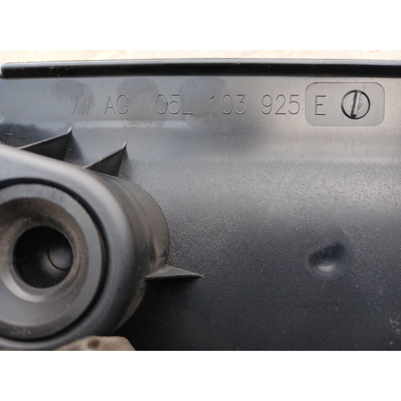 Recambio de tapa superior motor para audi a3 sportback (8ya, 8yf) 30 tdi referencia OEM IAM - Blanco 3