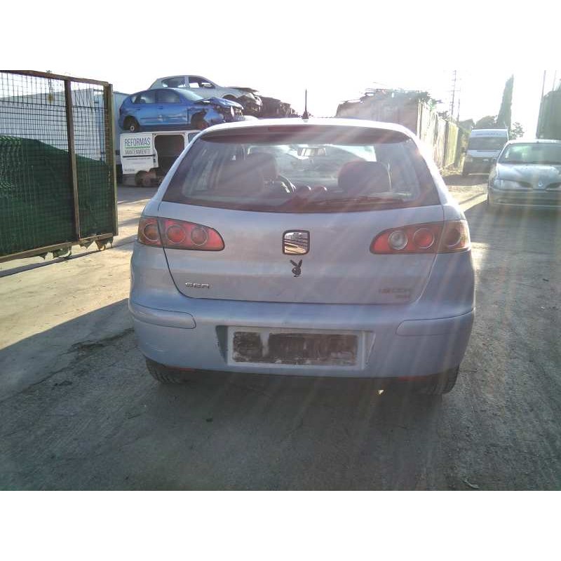 seat ibiza (6l1) del año 2003