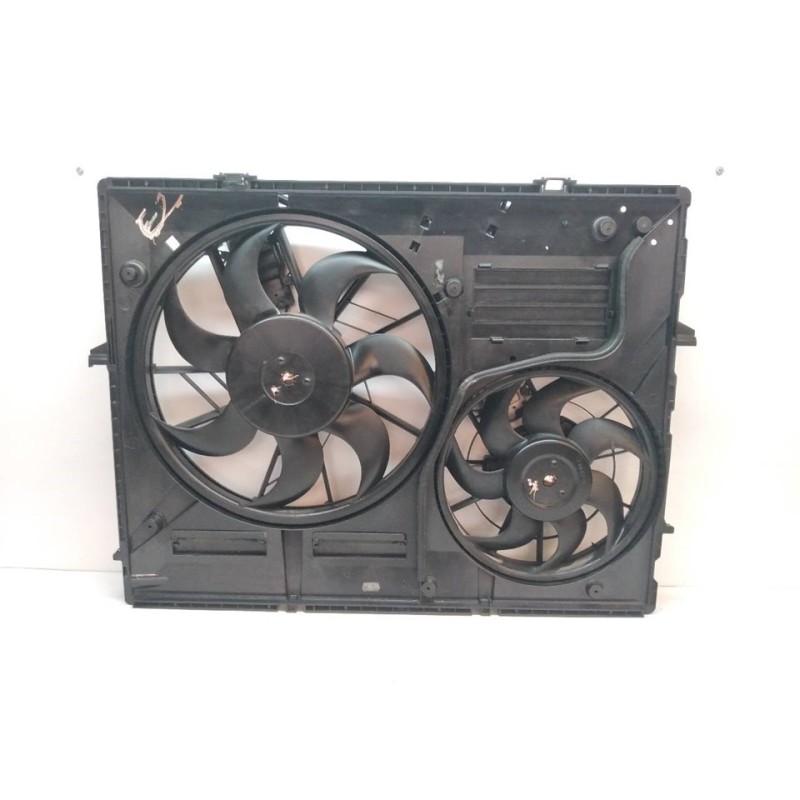 Recambio de electroventilador para volkswagen touareg (7la) tdi r5 referencia OEM IAM 0130303292 0130303293 1137328096