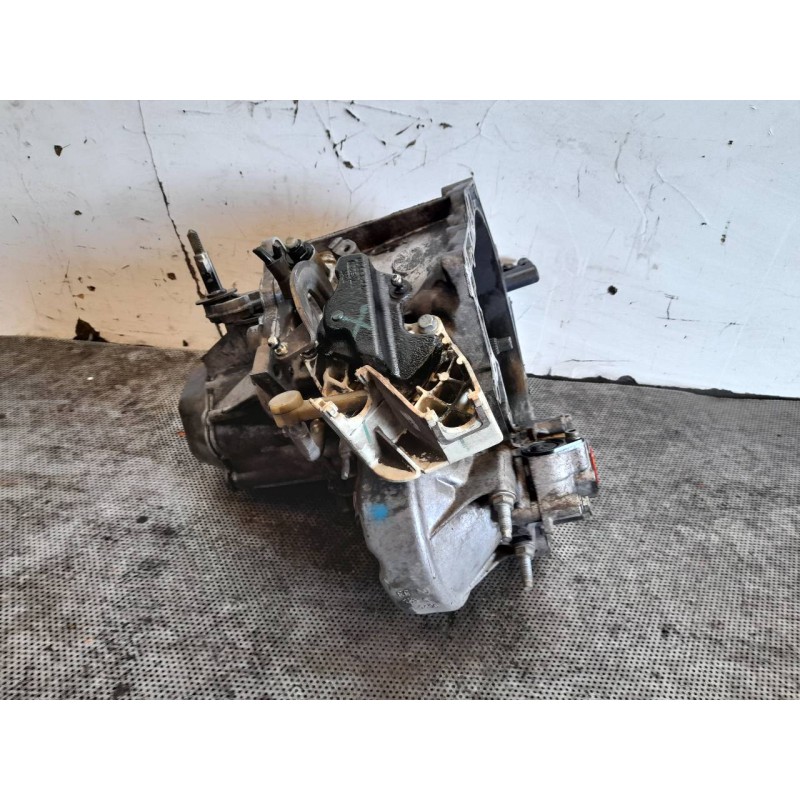 Recambio de caja cambios para peugeot 307 berlina (s2) x-line referencia OEM IAM 20DM69 - Negro 2