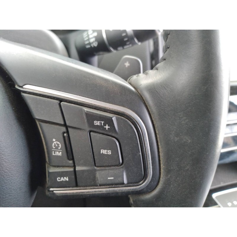 Recambio de volante para jaguar xe prestige referencia OEM IAM - Azul 4