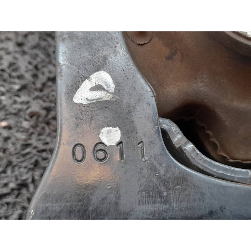 Recambio de soporte motor delantero para toyota auris active referencia OEM IAM 0611 - Blanco 2