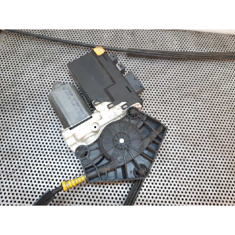 Recambio de elevalunas delantero izquierdo para citroën c8 2.0 hdi sx referencia OEM IAM - Negro 5
