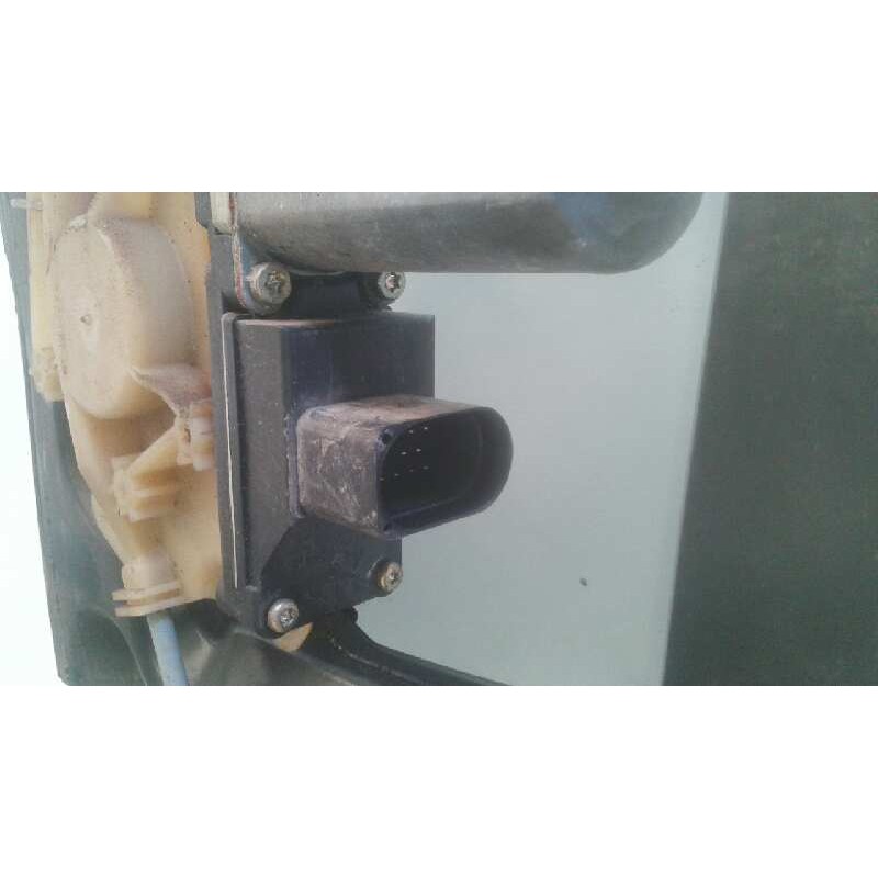Recambio de elevalunas trasero izquierdo para audi a3 (8l) 1.6 referencia OEM IAM 8L4959801A - Negro 2