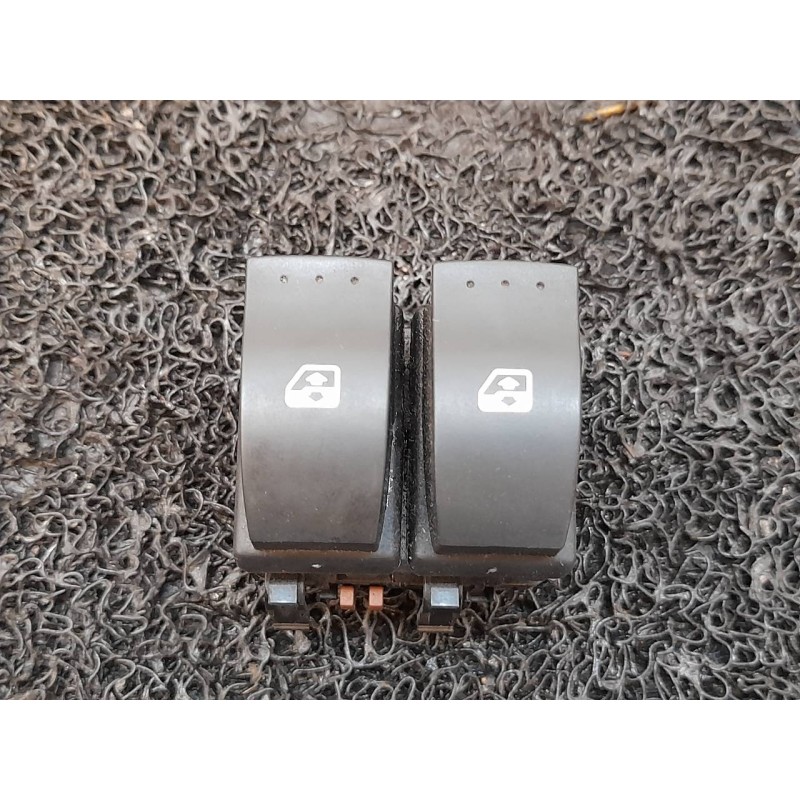 Recambio de mando elevalunas delantero izquierdo para renault vel satis (bj0) expression referencia OEM IAM   