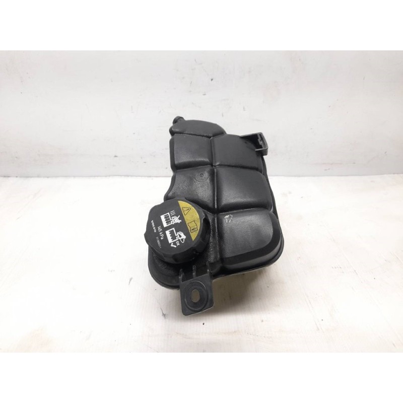 Recambio de deposito expansion para volvo v70 familiar momentum referencia OEM IAM 6G918K218D2L4A 4