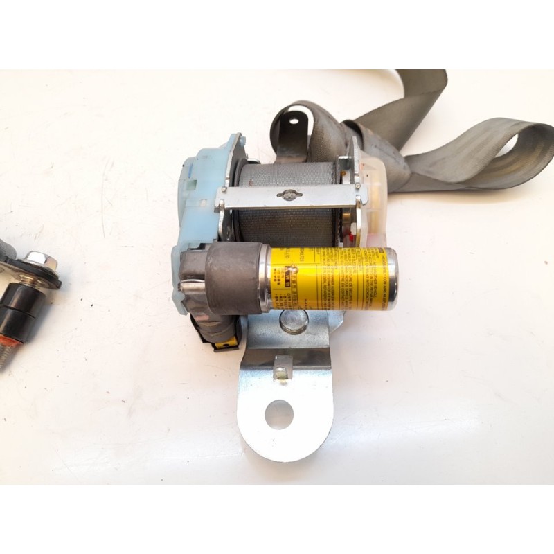Recambio de cinturon seguridad delantero derecho para kia sorento 2.5 crdi emotion referencia OEM IAM 888203E010CY - Negro 2