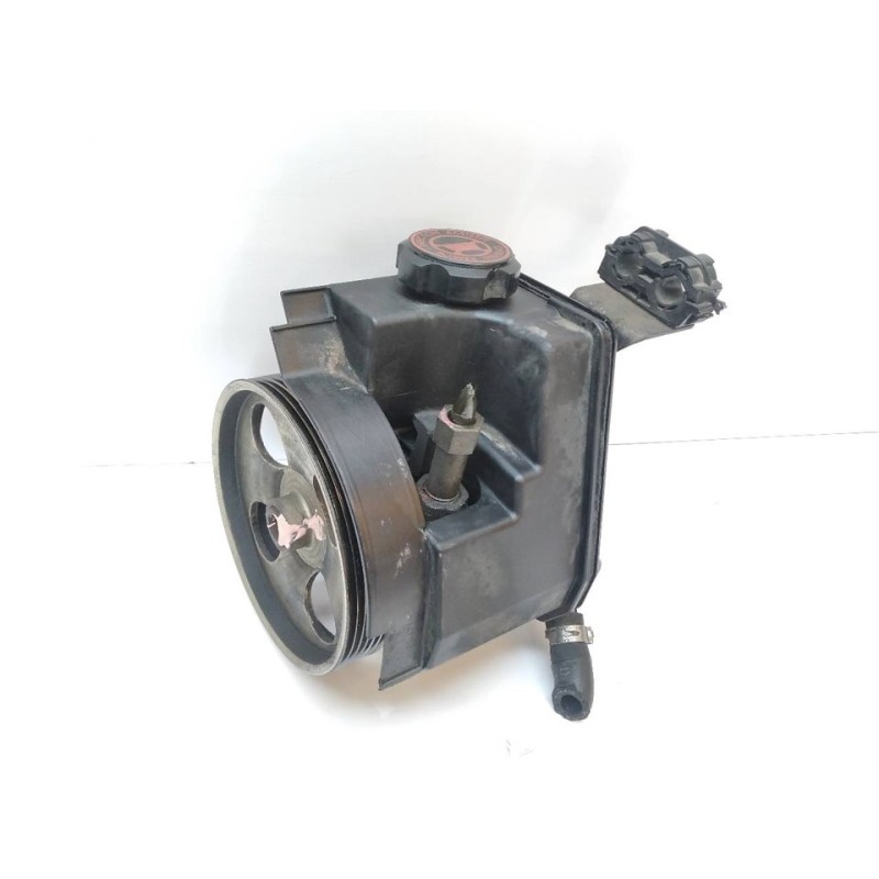 Recambio de bomba direccion para peugeot 206 berlina x-line refri referencia OEM IAM 9636868880  