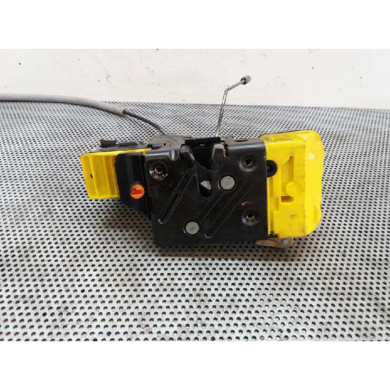 Recambio de cerradura puerta trasera derecha para volvo s60 berlina 2.4 d referencia OEM IAM 30663050 4