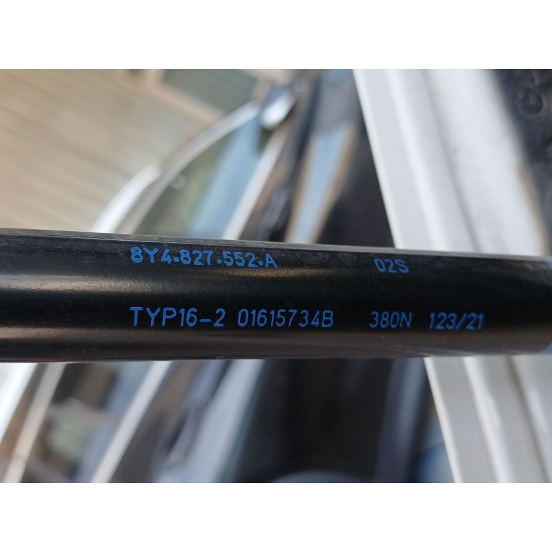 Recambio de amortiguadores maletero / porton para audi a3 sportback (8ya, 8yf) 30 tdi referencia OEM IAM - Blanco 4