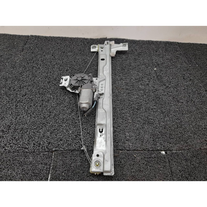 Recambio de elevalunas delantero derecho para peugeot 207 confort referencia OEM IAM 400912D  