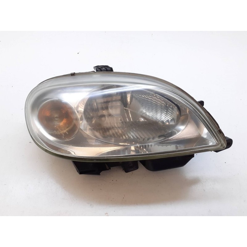 Recambio de faro derecho para citroën saxo 1.1 sx referencia OEM IAM   