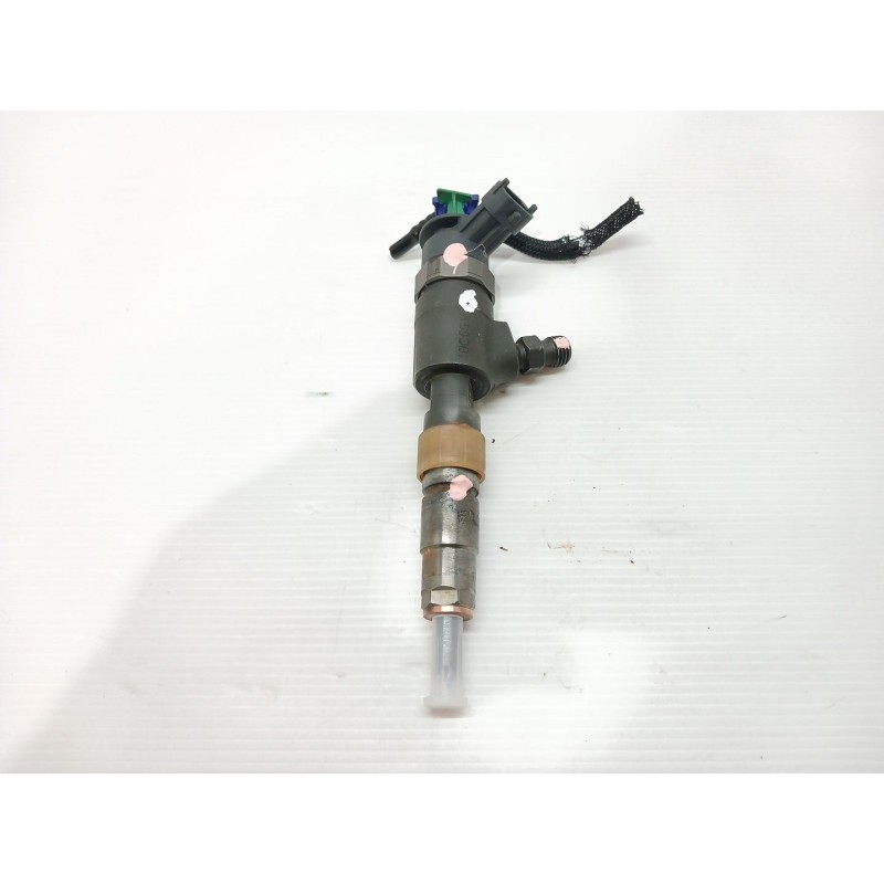 Recambio de inyector para ford transit courier combi trend referencia OEM IAM 0445110489  
