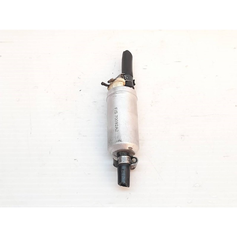 Recambio de bomba combustible para nissan trade 2.8d referencia OEM IAM FS70092A2  