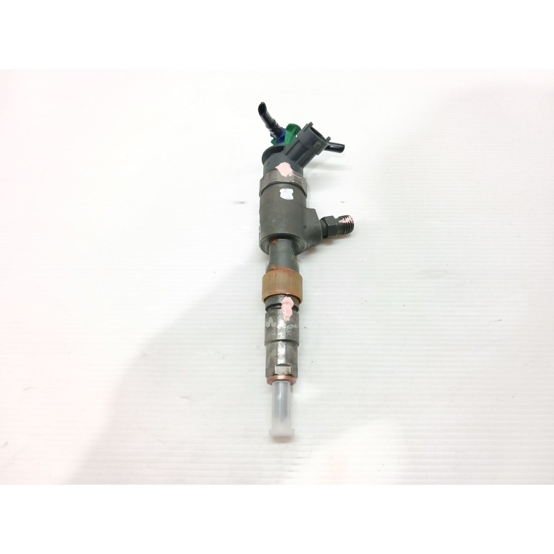 Recambio de inyector para ford transit courier combi trend referencia OEM IAM 0445110489  