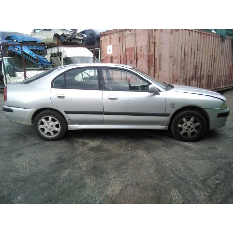 mitsubishi carisma berlina 5 (da0) del año 1999