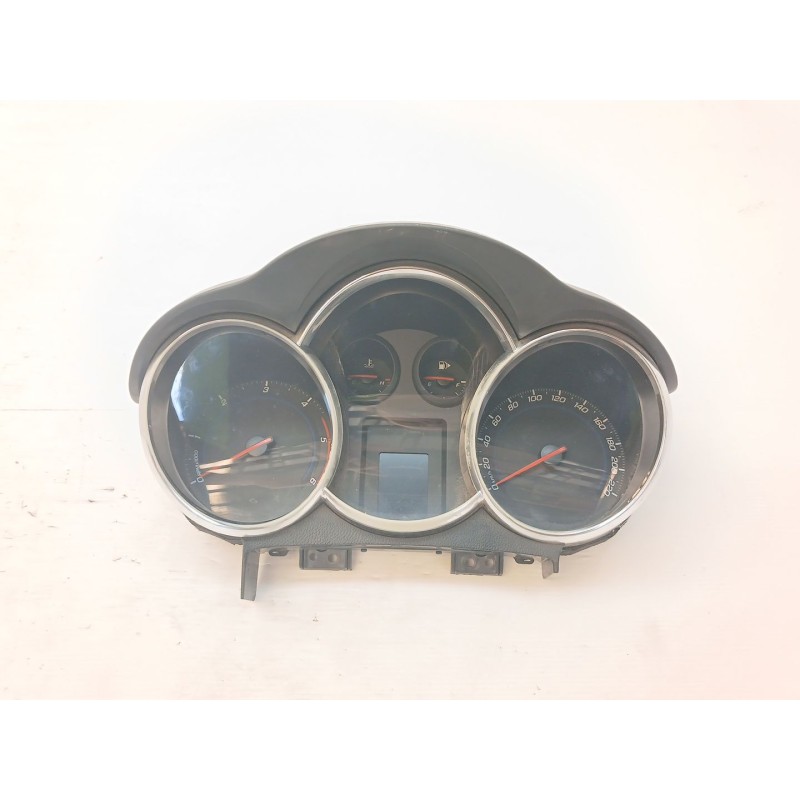 Recambio de cuadro instrumentos para chevrolet cruze lt referencia OEM IAM 94576295  