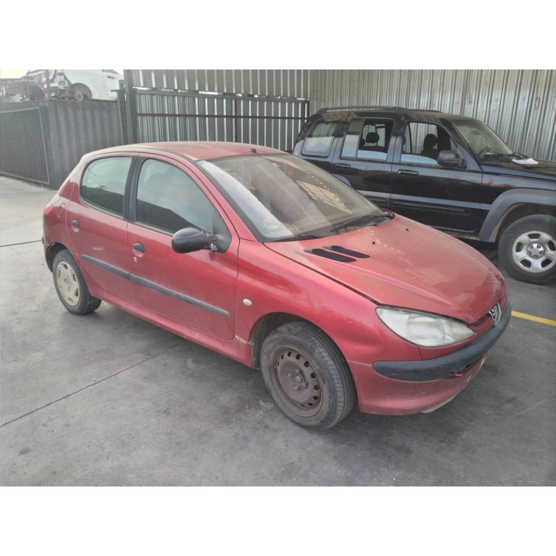 peugeot 206 berlina del año 2001