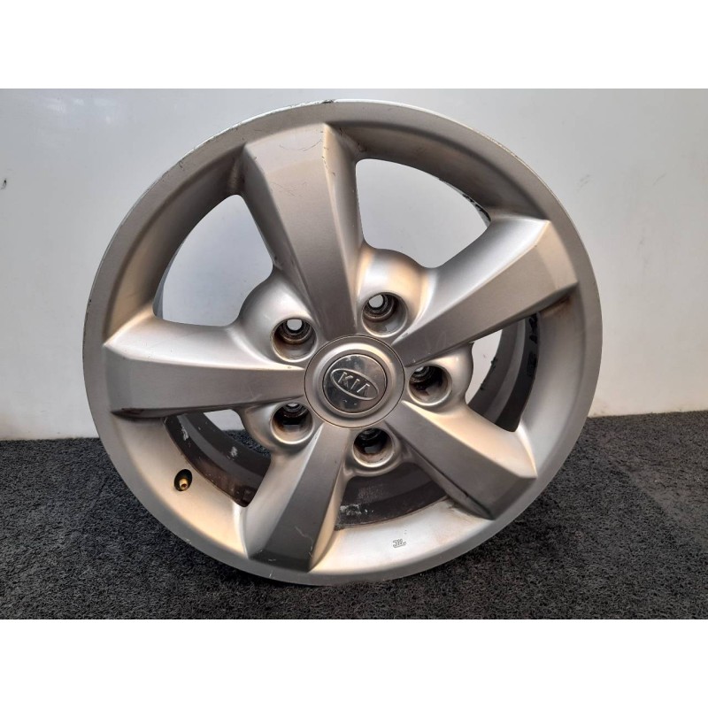 Recambio de llanta para kia sorento 2.5 crdi vgt ex1 referencia OEM IAM T17X7J45  