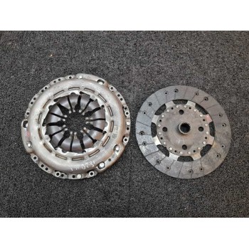 KIT EMBRAGUE 301010007R LUK