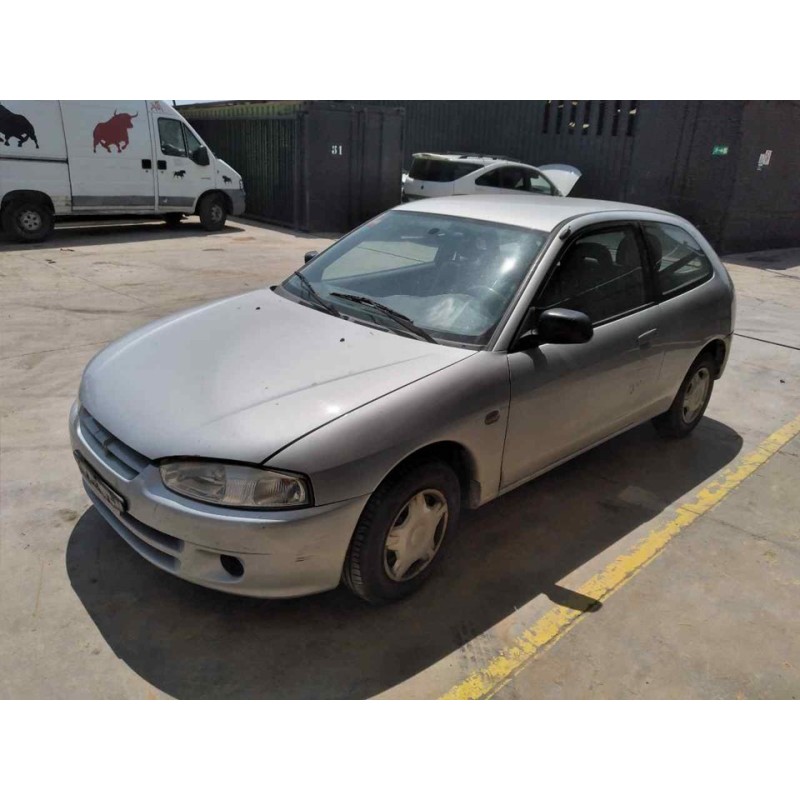 mitsubishi colt (cj0) del año 2003