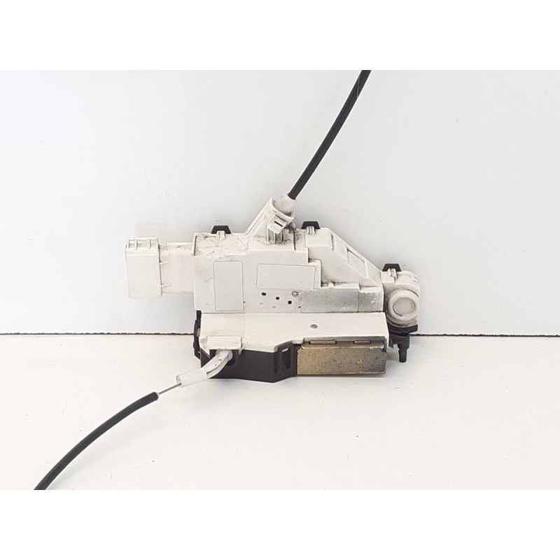 Recambio de cerradura puerta trasera izquierda para peugeot 407 st confort referencia OEM IAM   